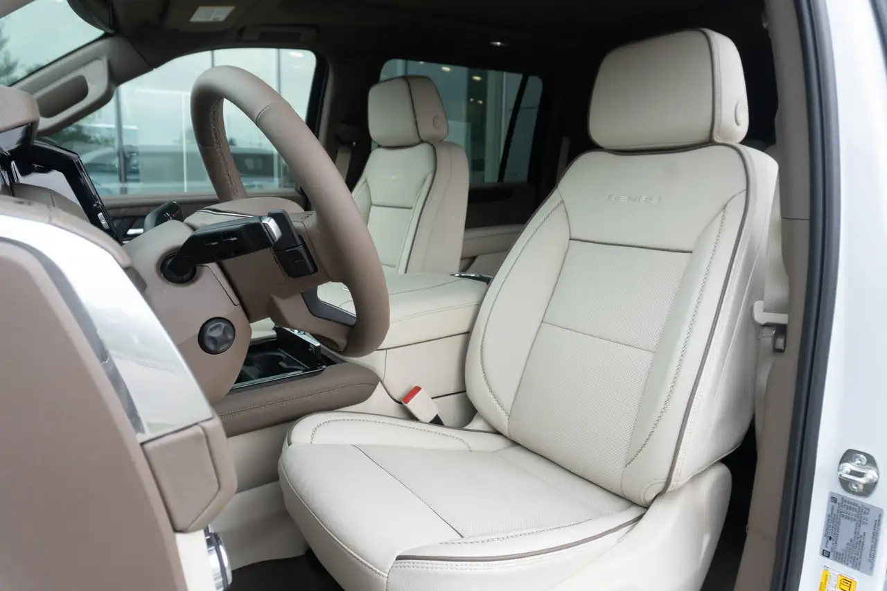 GMC Yukon снимка GMC Yukon