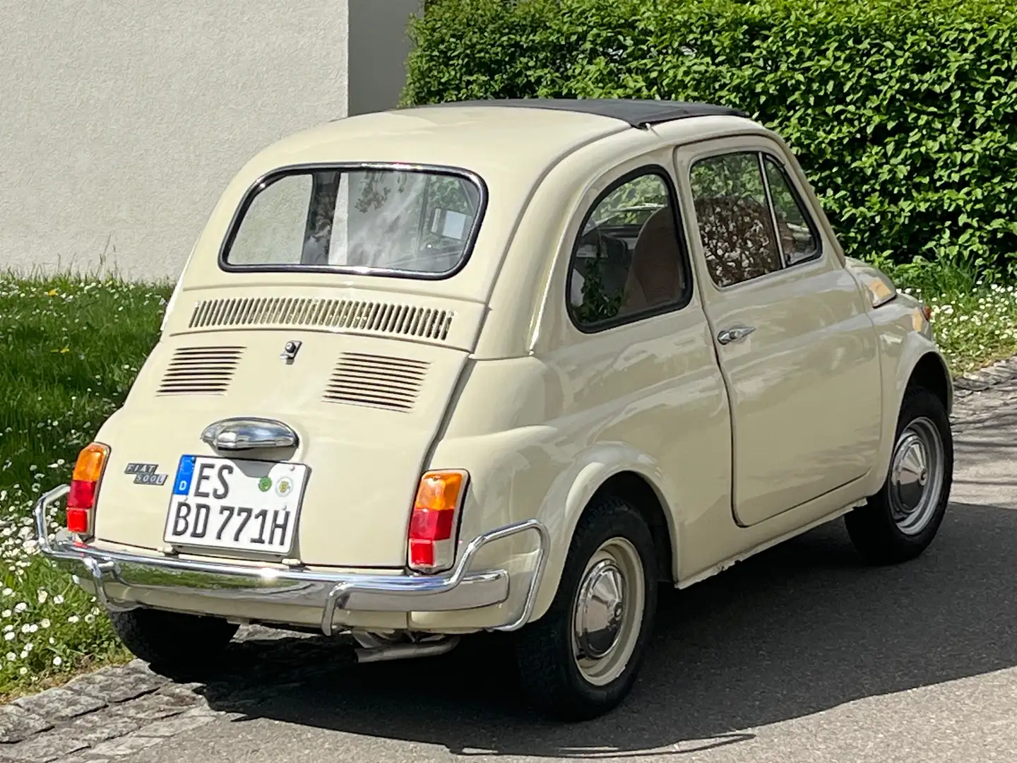 Fiat 500L Бежевий - 1