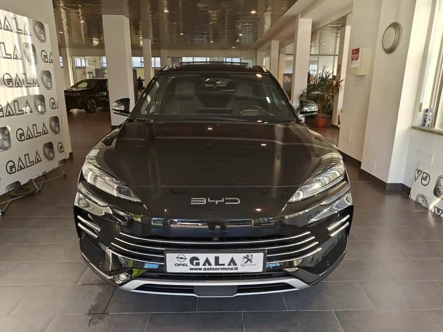 BYD Seal U DM-i 1.5 phev Comfort 2wd Nero - 2