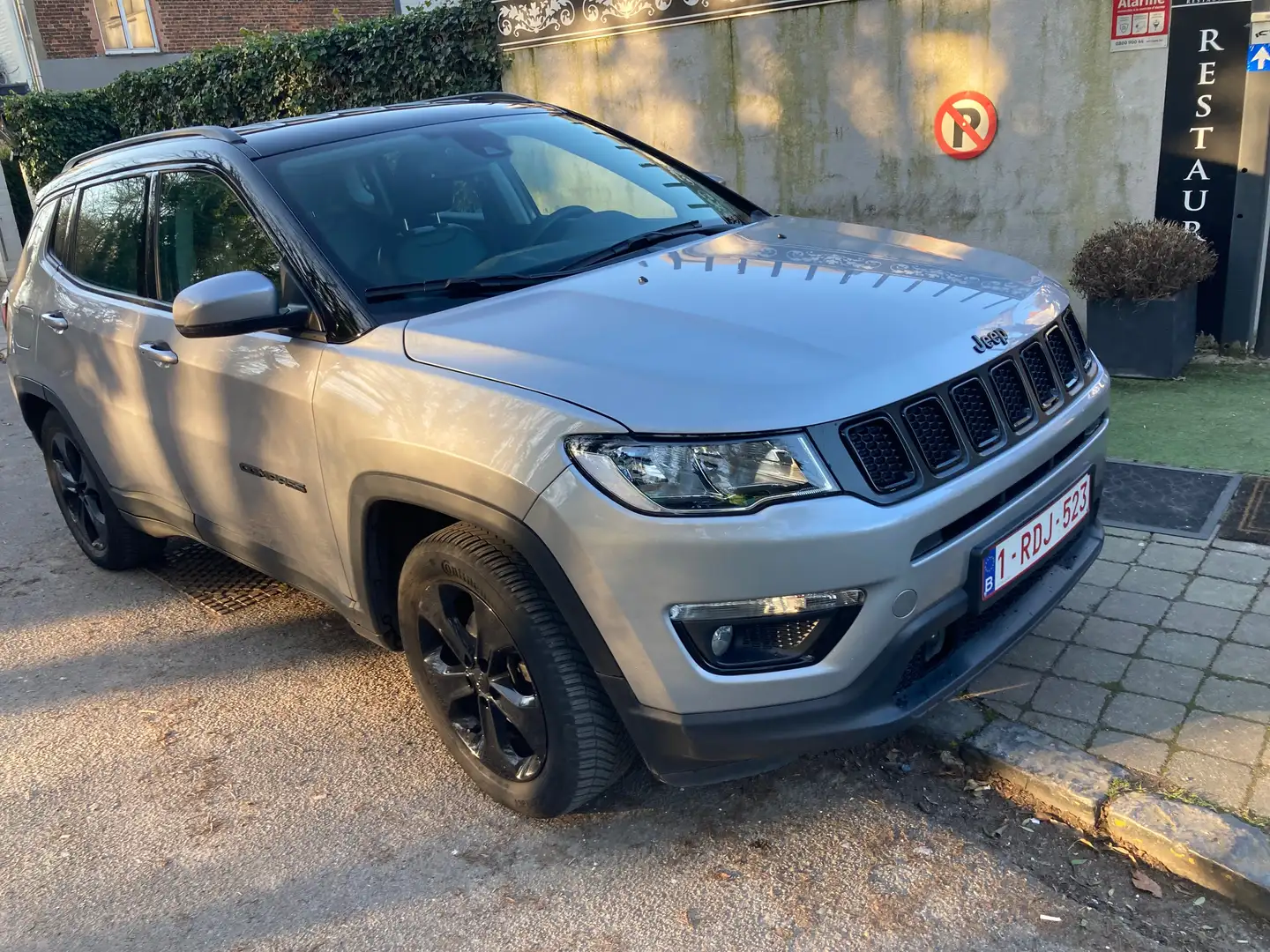 Jeep Compass 1.4+Turbo+4x2+Blackstar+(EU6d) Gris - 2
