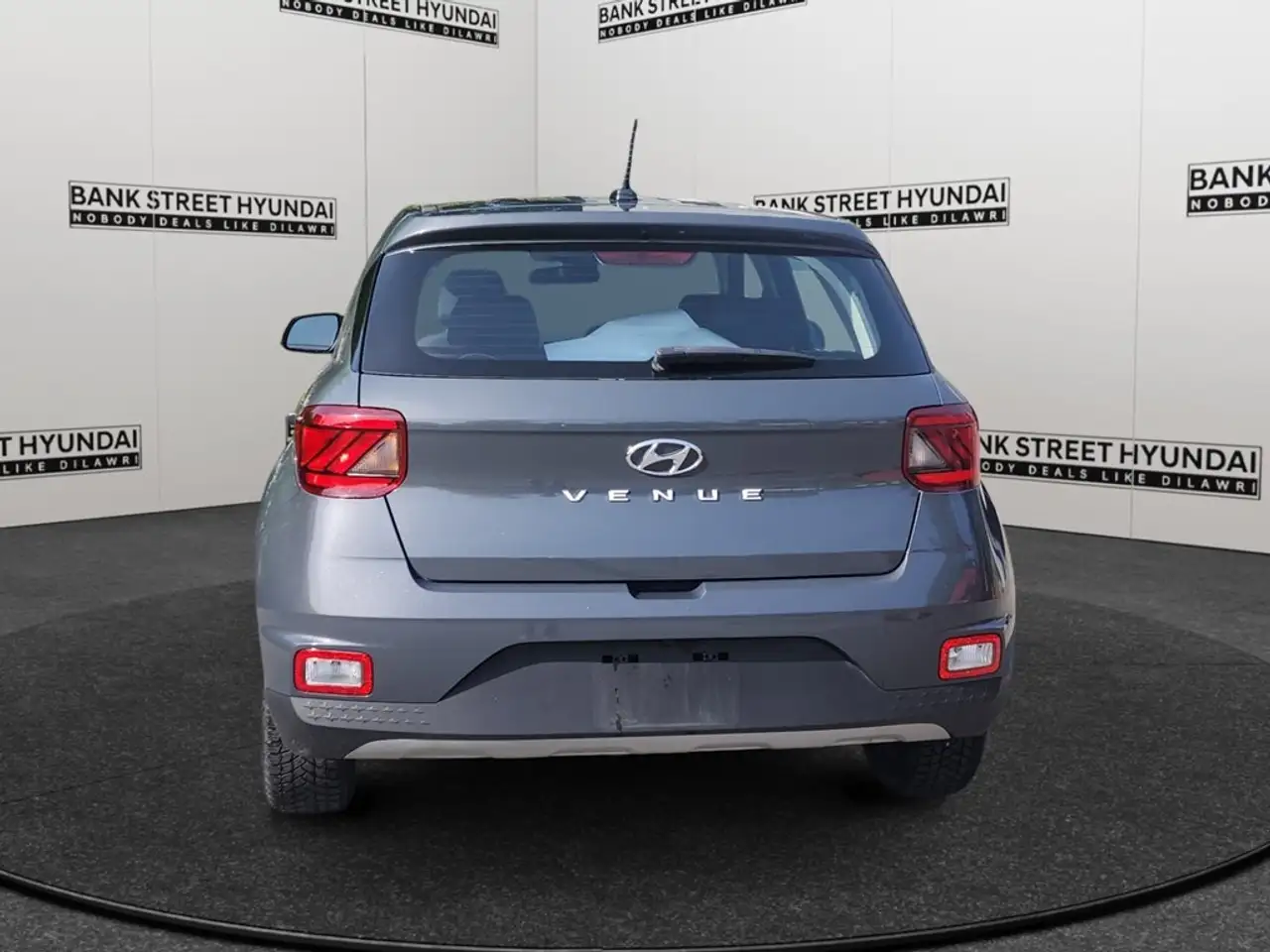 Hyundai Venue снимка Hyundai Venue