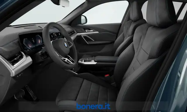 BMW X2 view 4