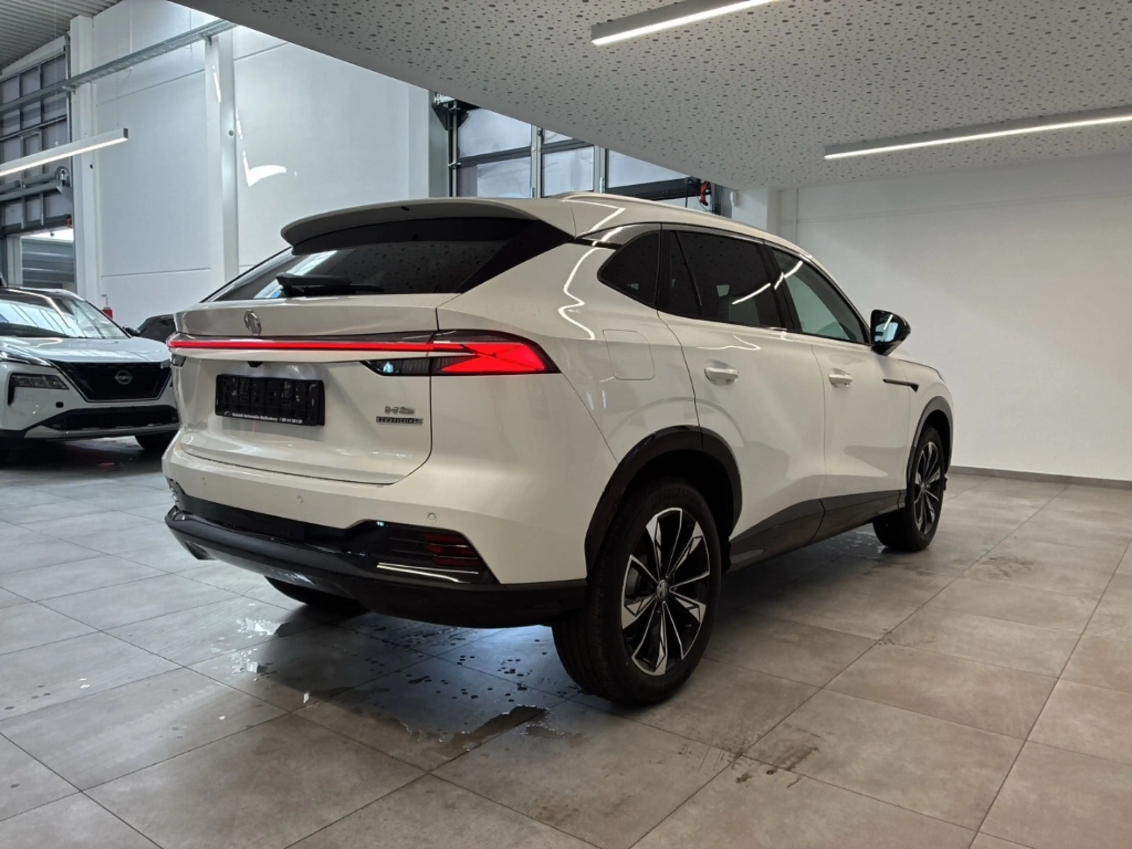 MG HS 1.5 Hybrid+ 165 kW Luxury LED 360°Navi eHeckklappe — photo 4