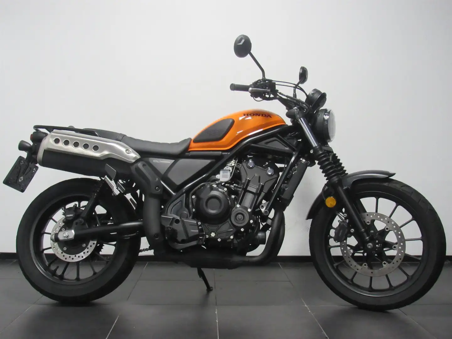 Honda CL 500 ABS Oranje - 1