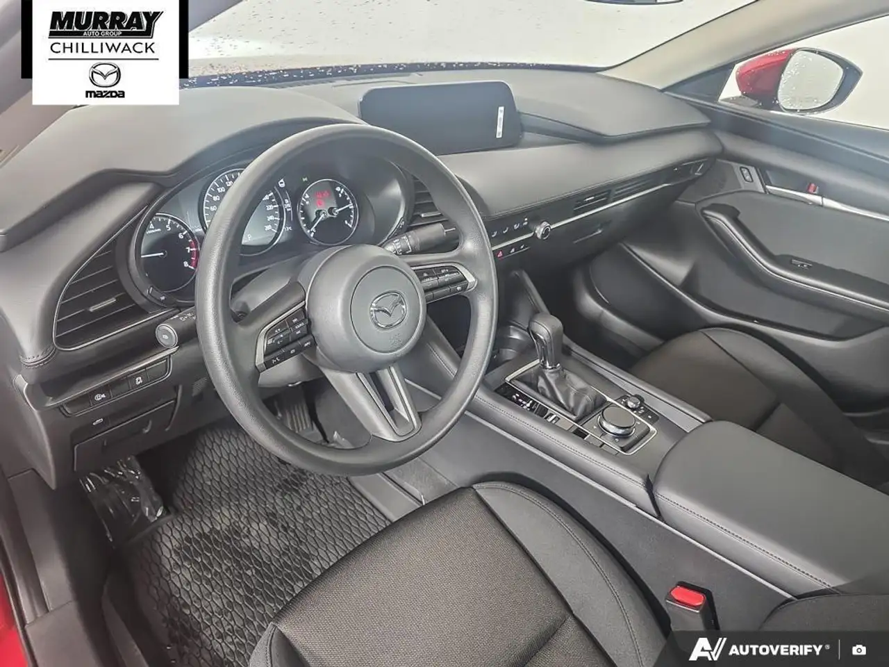 Mazda 3 снимка Mazda 3