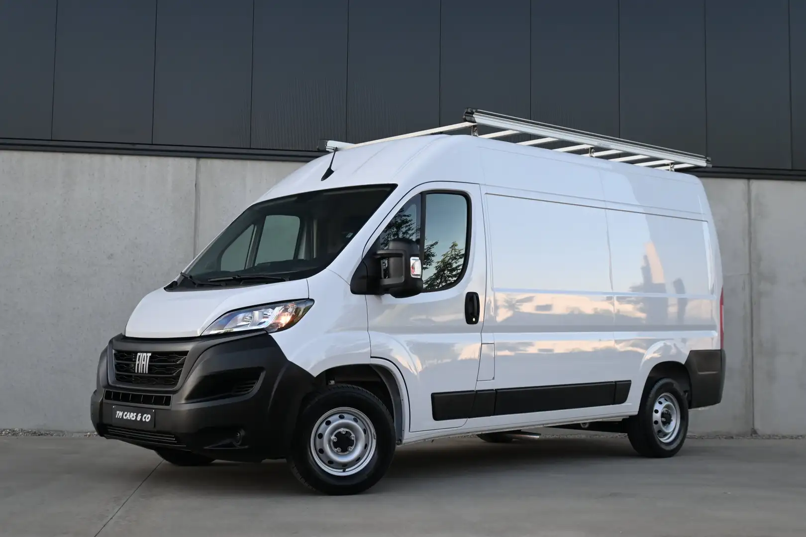 Fiat Ducato NEW L2H2 / 38 dkm/ bj 11-22 / Carplay, Cam, BTW Blanc - 2