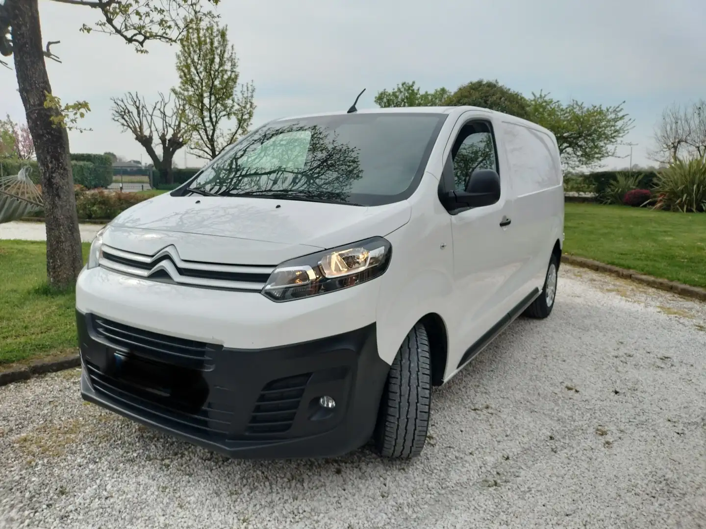 Citroen Jumpy 2.0 Blue HDI 120 Bianco - 2
