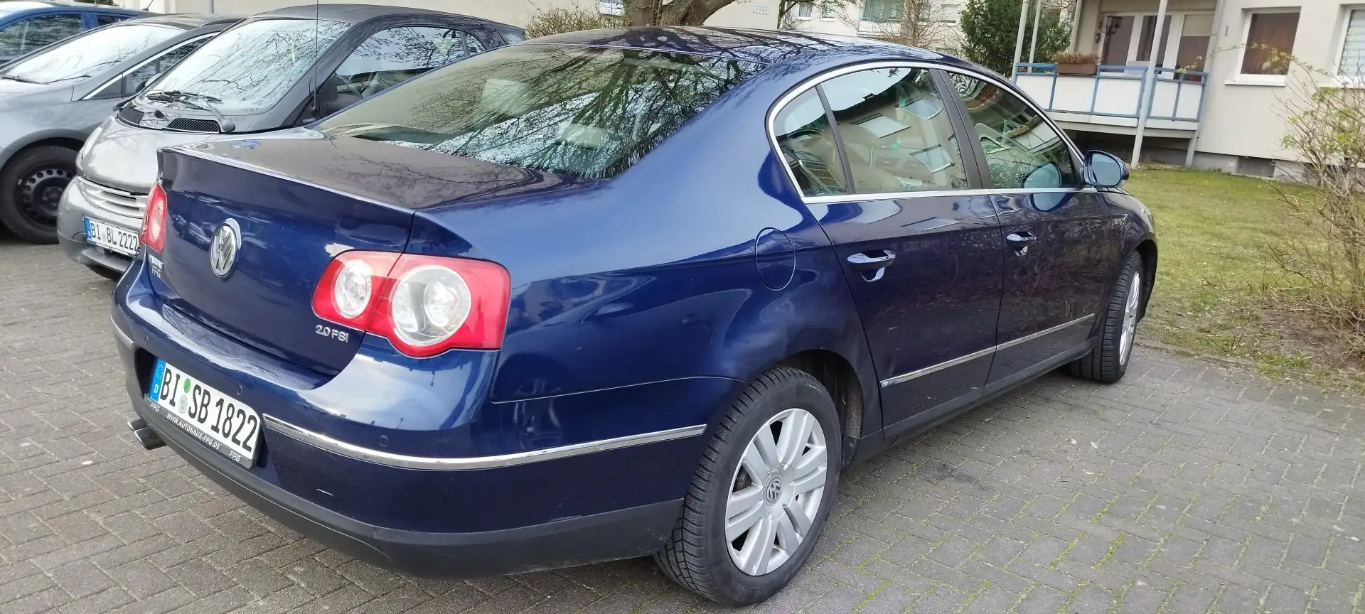 Volkswagen Passat 2.0 FSI Trendline - 2