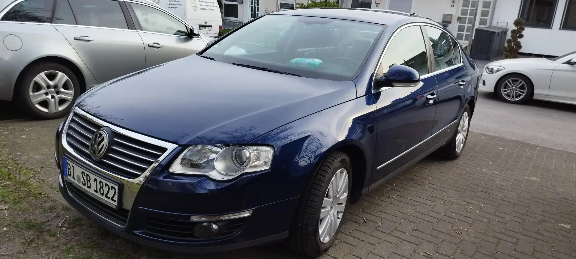 Volkswagen Passat 2.0 FSI Trendline - 1
