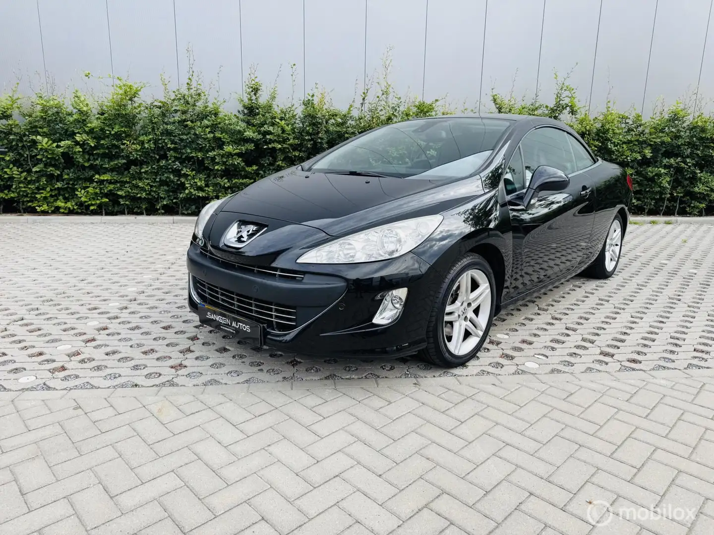 Peugeot 308 CC 1.6 Sport Pack Leer Clima Trekhaak Navi Zwart - 1