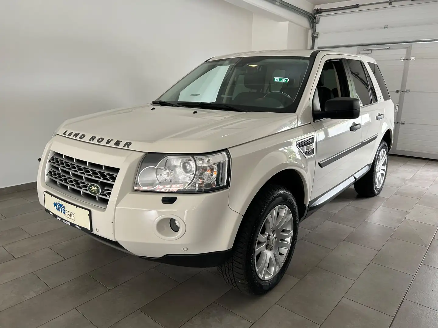 Land Rover Freelander 2 HSE TD4_e Wit - 1