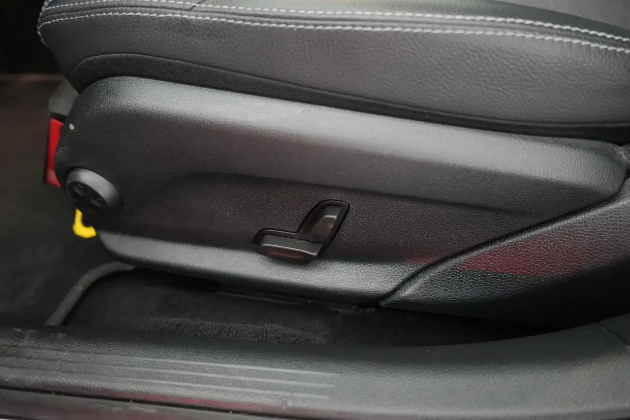 Mercedes-Benz C-Class 200dA Business Solution Avantgarde Plus LEDER/STOF, миниатюра 27