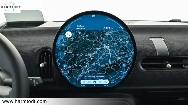 Mini Hatch view 13