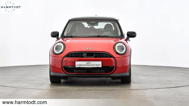 Mini Hatch view 6