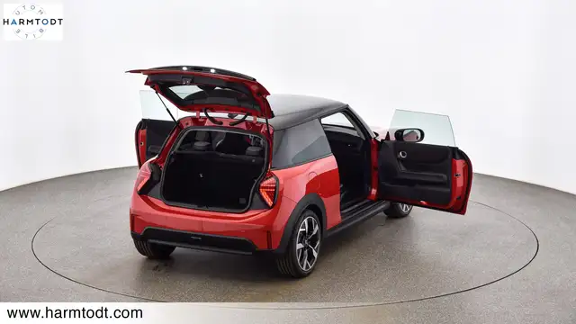 Mini Hatch view 8