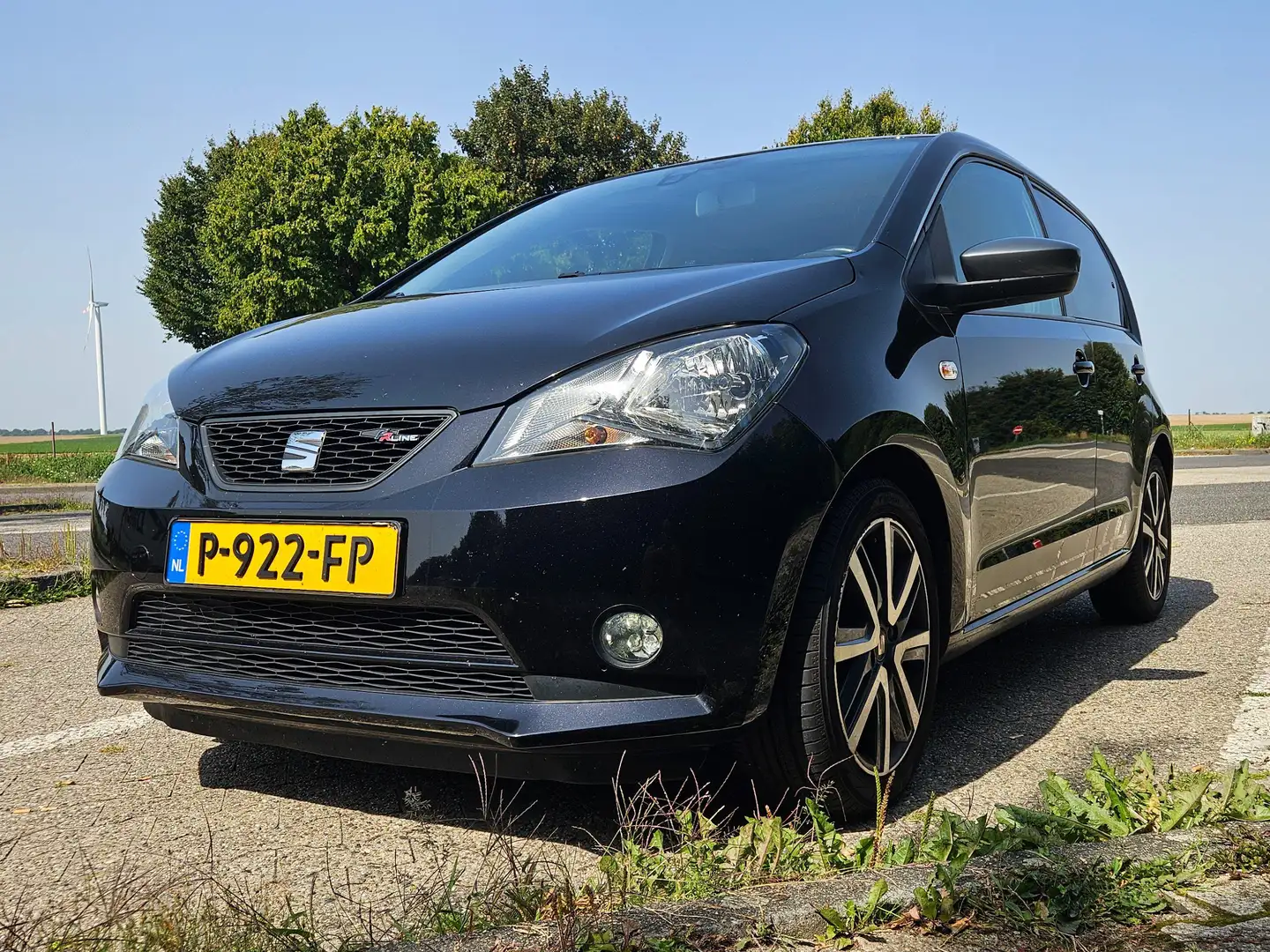 SEAT Mii Mii 1.0 FR Intense automaat Zwart - 1