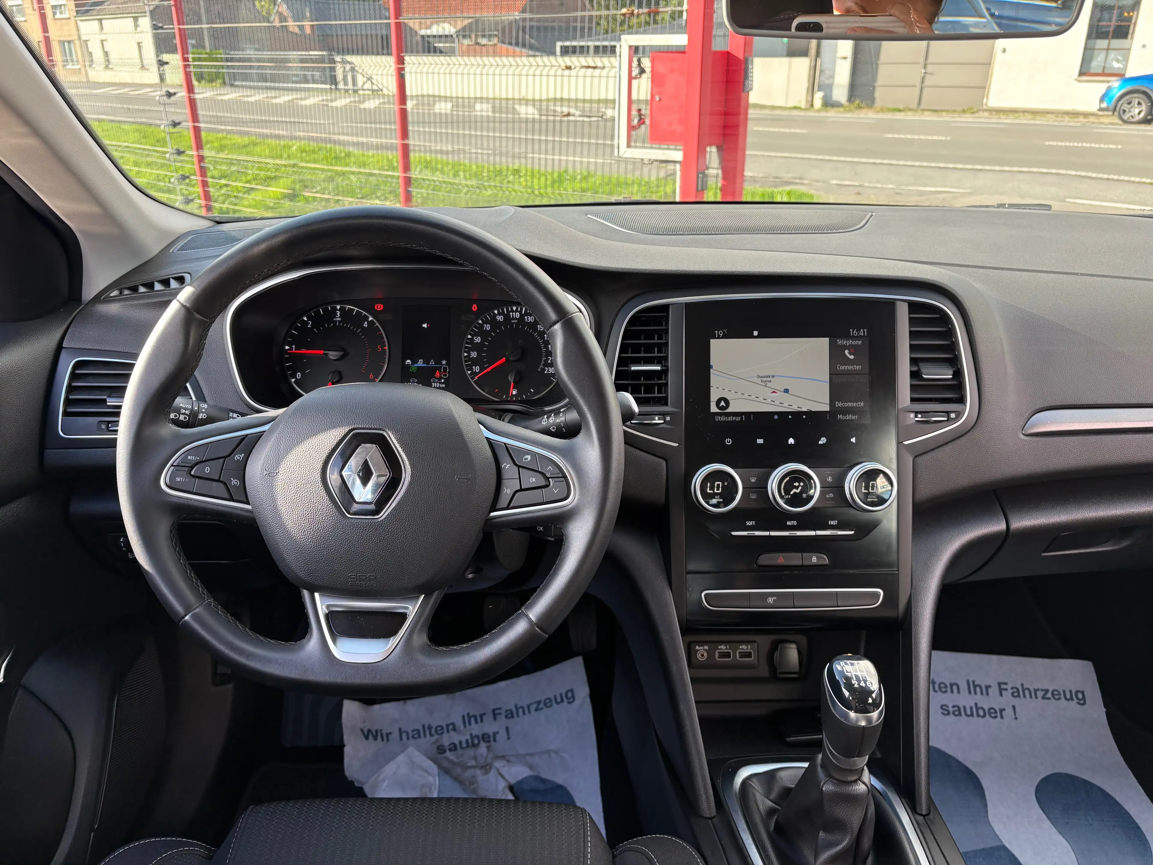 Renault Megane TVA RECUPERABLE/ CAPTEUR AV-ARR / CLIM/ GPS/ ATT REMORQUE/ OPTION +++ — photo 8