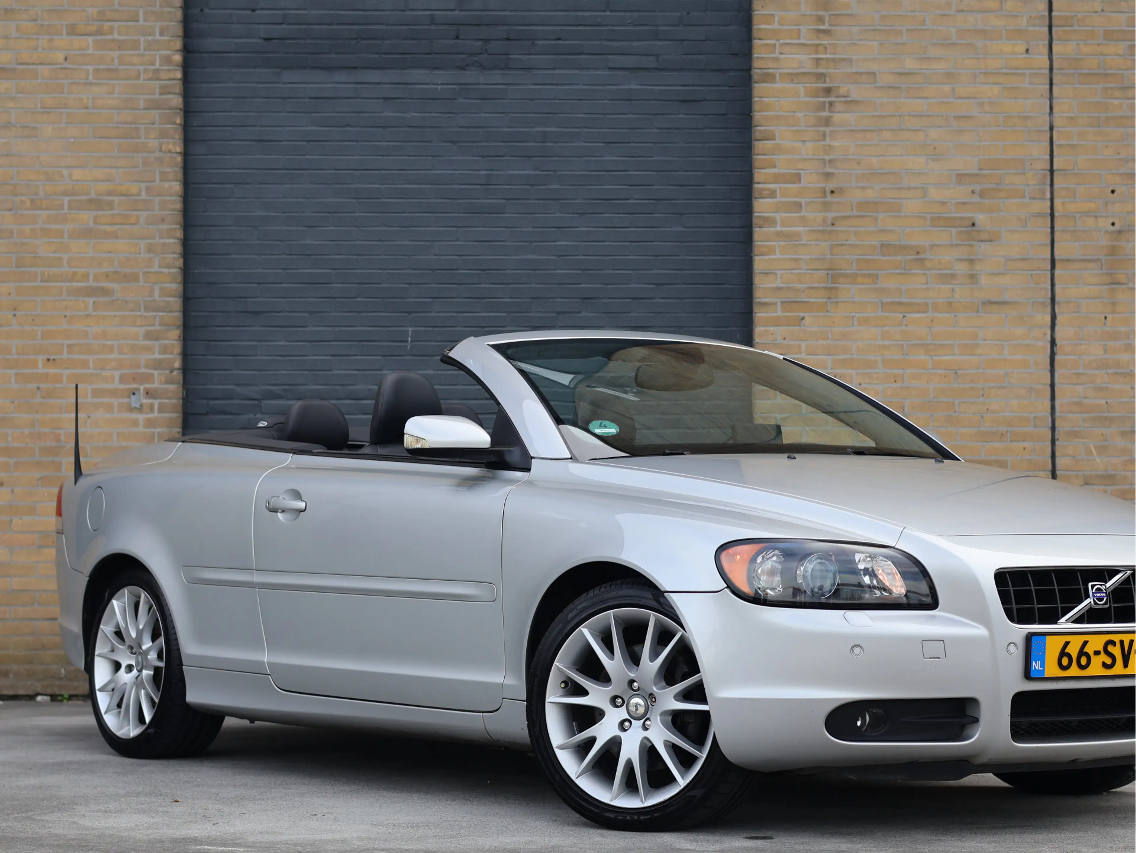 Volvo C70 Convertible 2.5 T5 Summum | Automaat | Leder | 18" — photo 6
