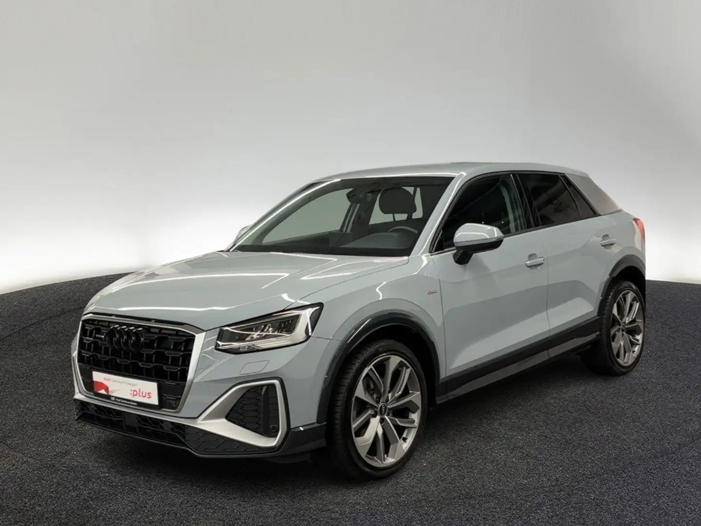 Audi Q2 S line 35 TDI quattro S tr. AHK LED NAVI RFK Grau - 2