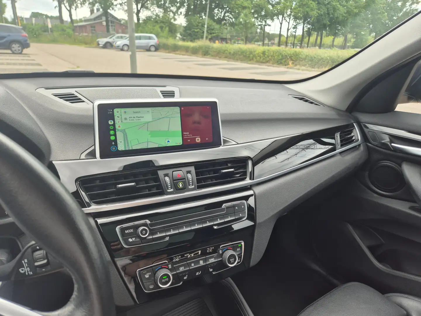 BMW X1 SDrive 20i - Aut - Android Car Play - Led - Sport Grijs - 2