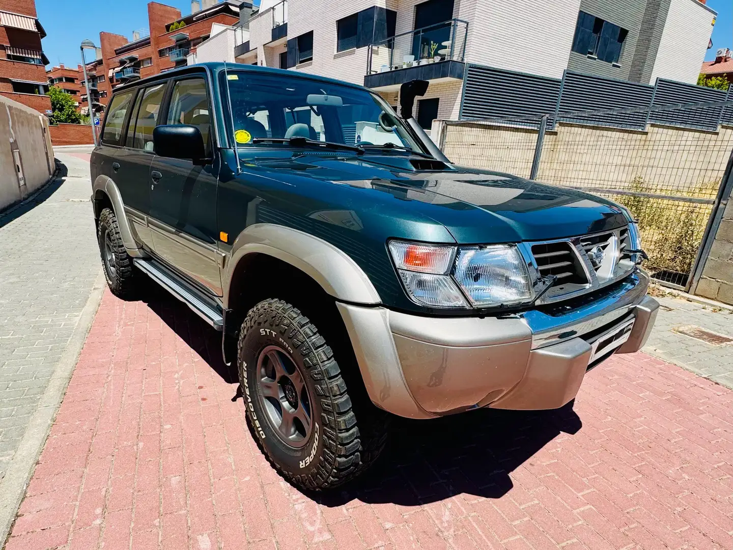 Nissan Patrol Patrol GR Elegance Aut. Elegance Vert - 2