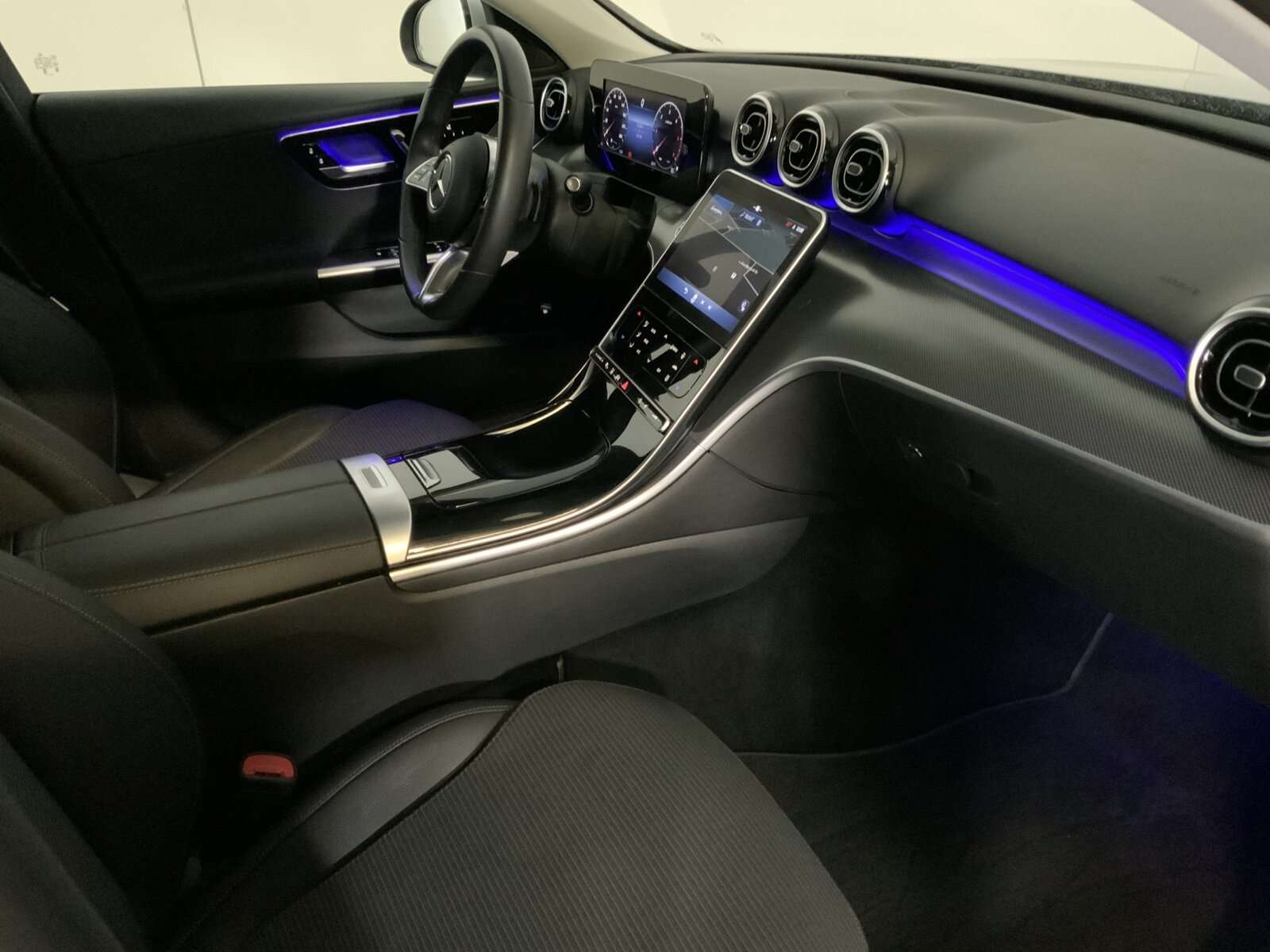 Mercedes-Benz C 220