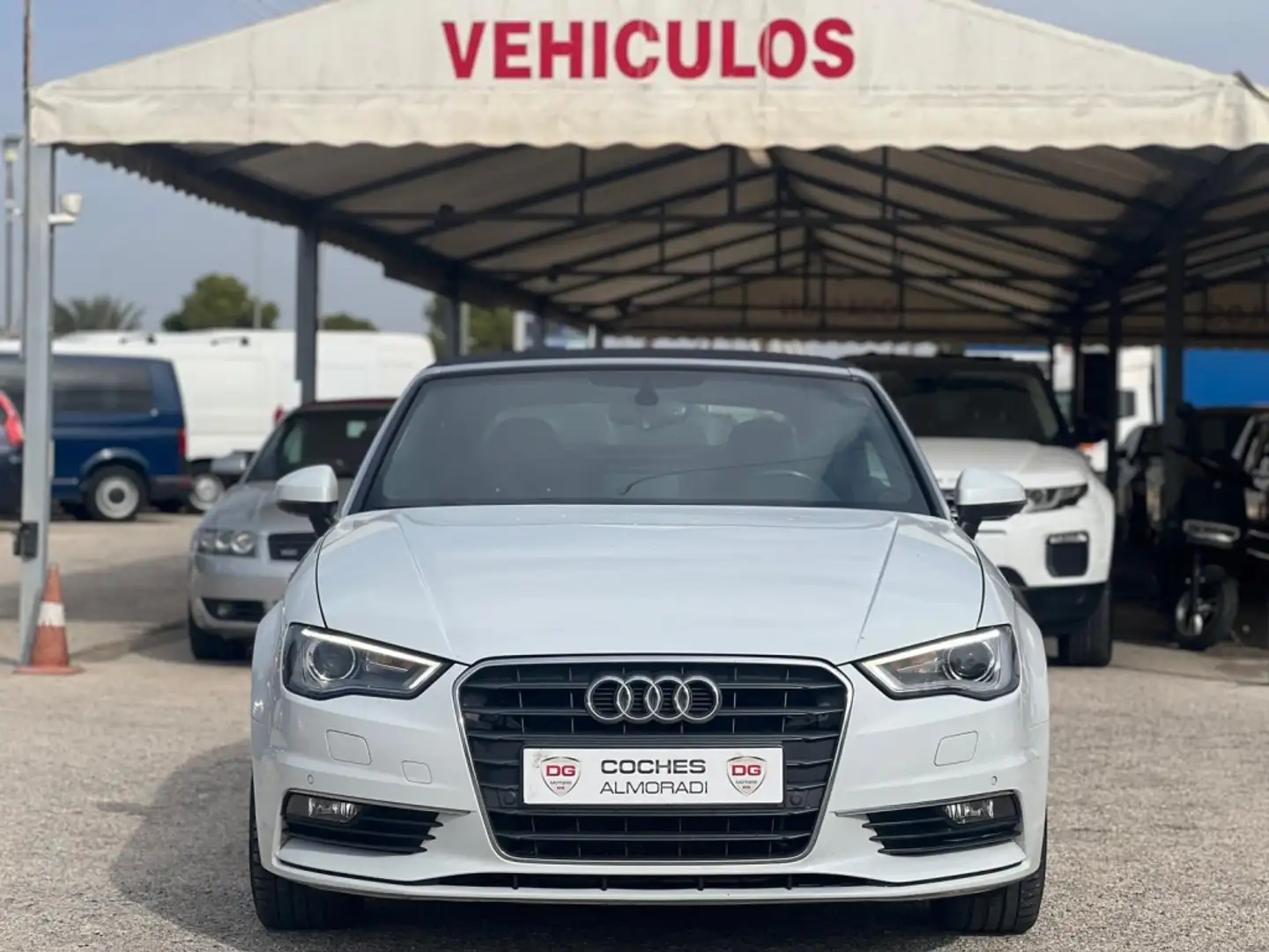 Audi A3 Cabrio 2.0TDI Ambition S-Tronic Blanc - 1