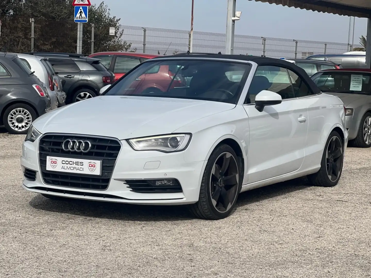 Audi A3 Cabrio 2.0TDI Ambition S-Tronic Blanc - 2