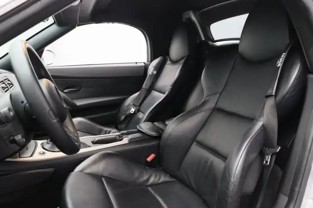BMW Z4 view 7