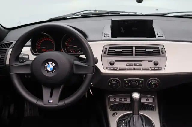 BMW Z4 view 12