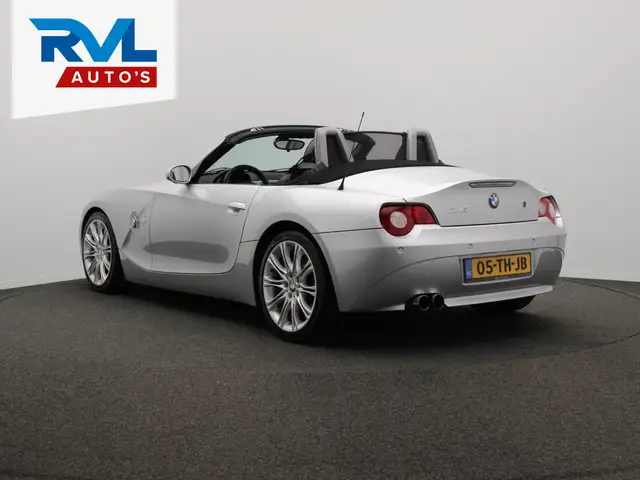 BMW Z4 view 3