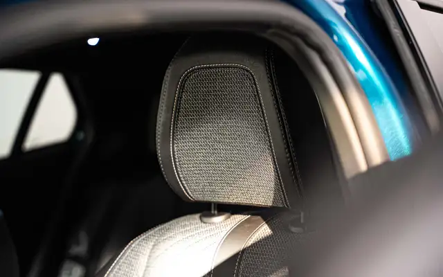Peugeot 2008 view 8