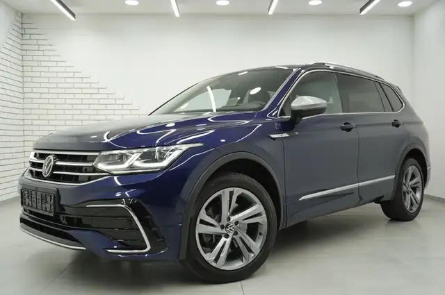 Volkswagen Tiguan Allspace 2.0 TSi 4MDSG R line 7 Sitz/AHK/