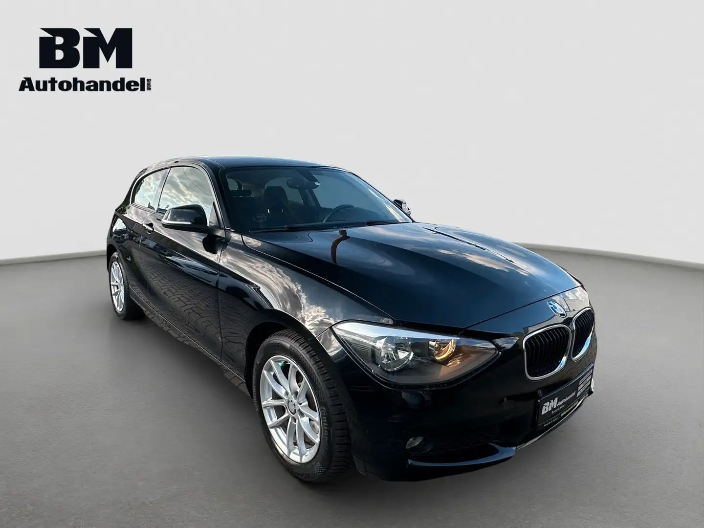 BMW 114 i// *PDC*KLIMA*Inspektion NEU* Schwarz - 2