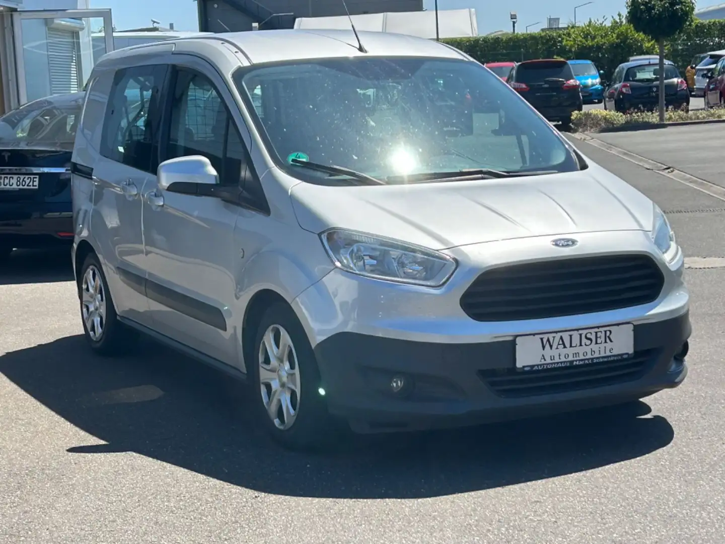 Ford Tourneo Courier *Klima*Navi*BT*Sitzh.*5-Sitzer* Argento - 2