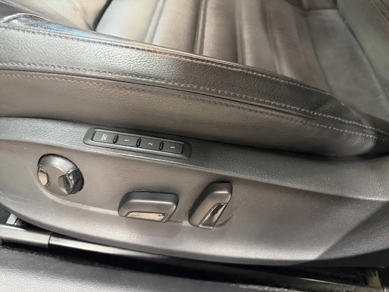 Volkswagen Passat снимка Volkswagen Passat