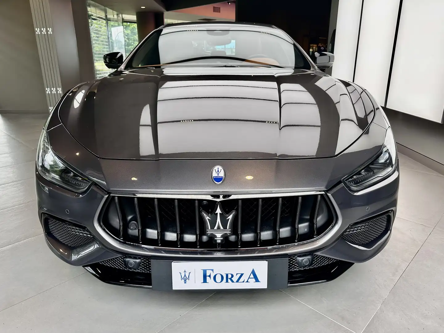 Maserati Ghibli 3.0 V6 Modena SQ4 430cv auto, Adas, Nerissimo pack Gris - 2