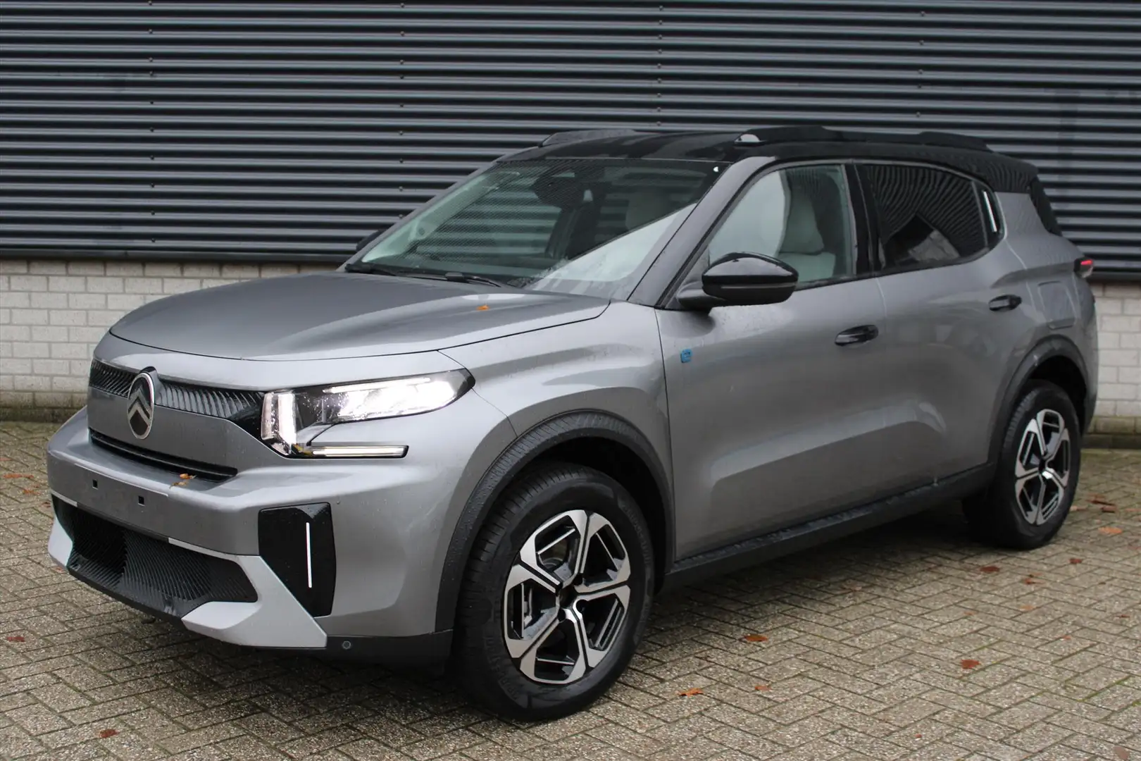 Citroen C3 Aircross E-C3 I NAVI I Parkeersensor I Cruise Control I DAB Grau - 2