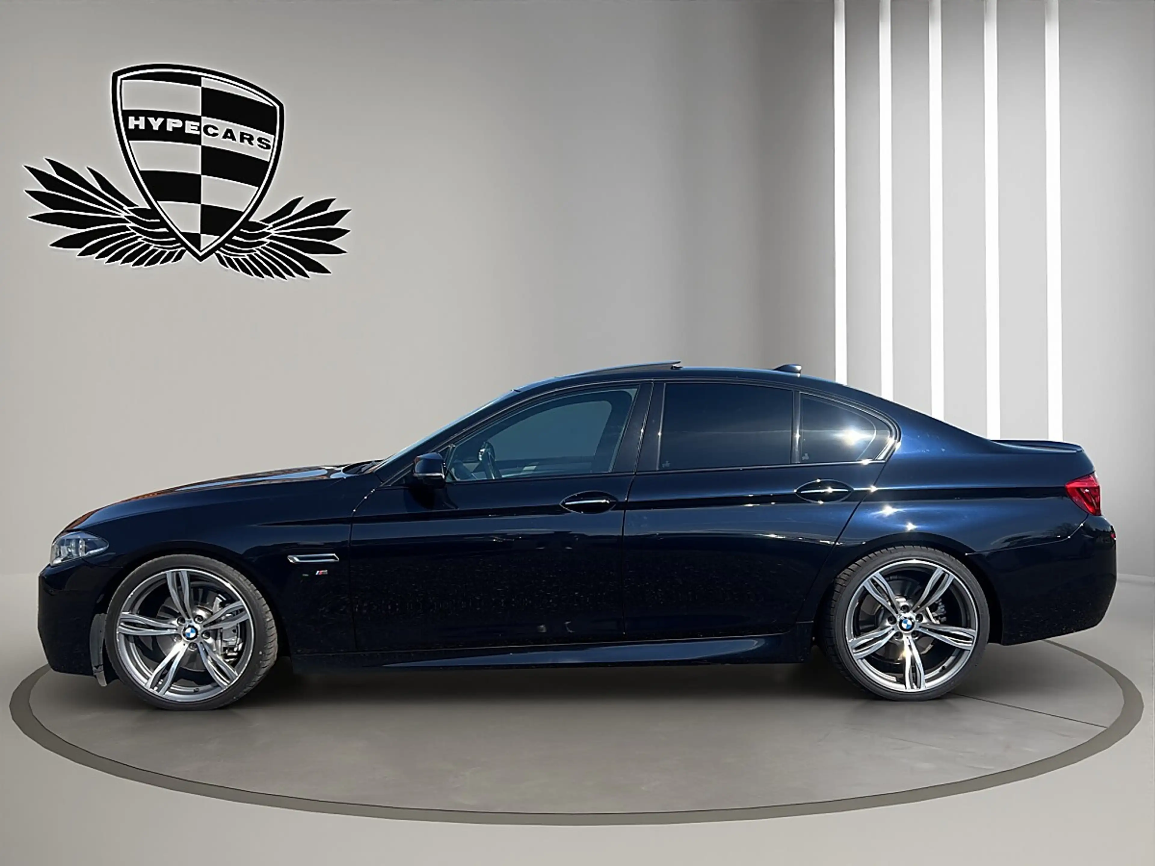 BMW 535 d Aut. *M-PAKET*HEAD-UP*SCHIEBEDACH* — photo 4