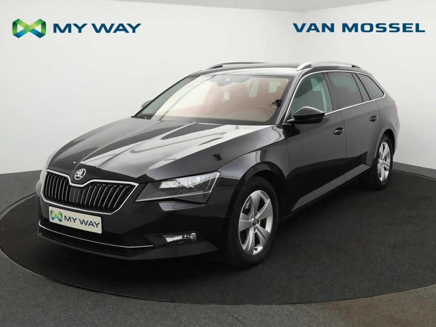 Skoda Superb Superb Combi Style 1.6TDI 120PK *AUTOMAAT*FULL LED Noir - 1