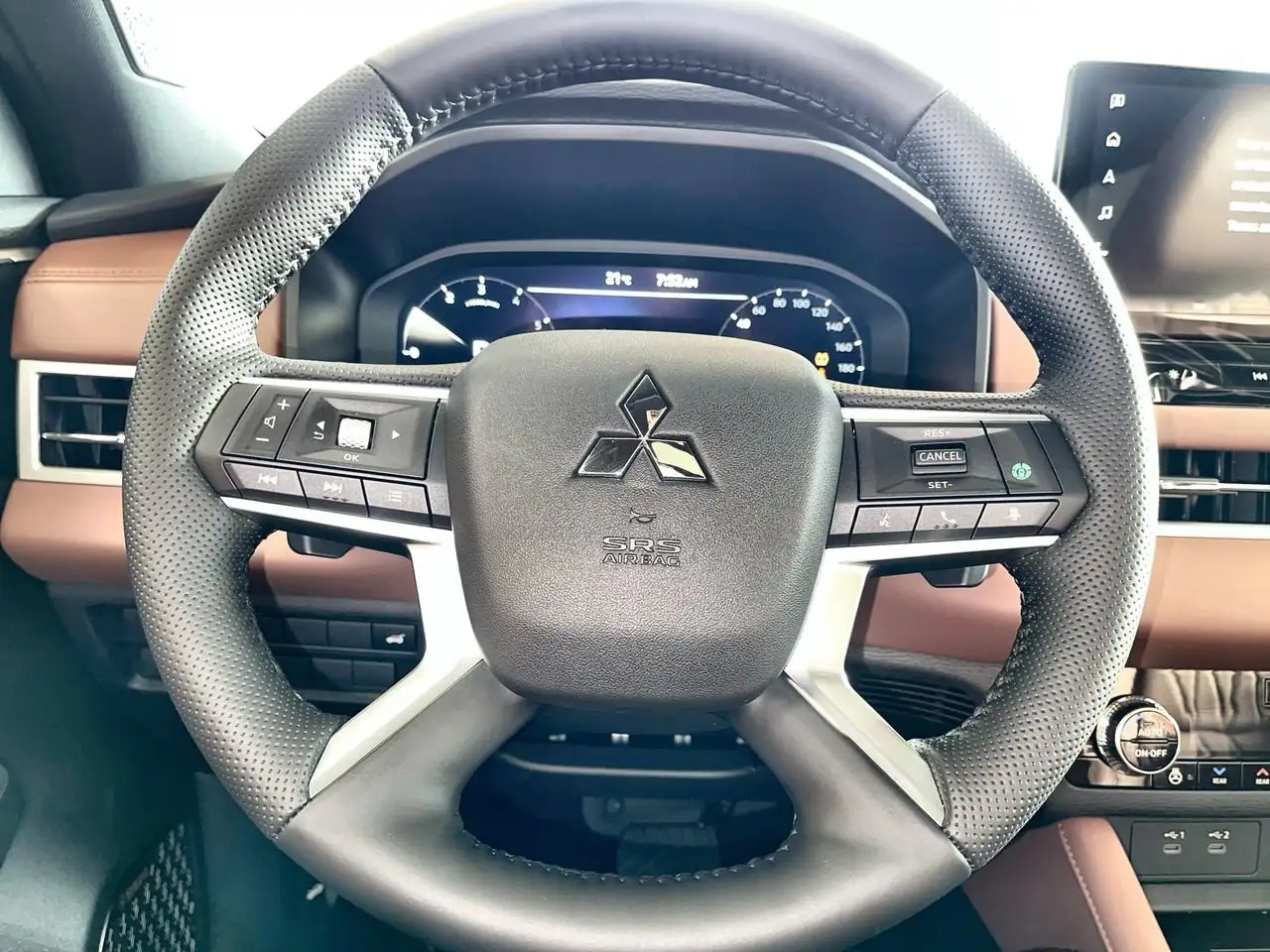 Mitsubishi Outlander fotografie Mitsubishi Outlander