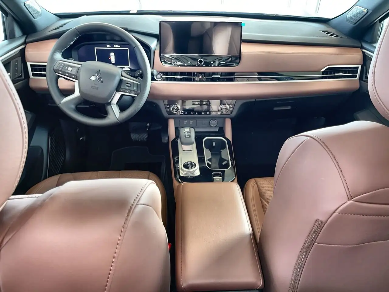 Mitsubishi Outlander fotografie Mitsubishi Outlander