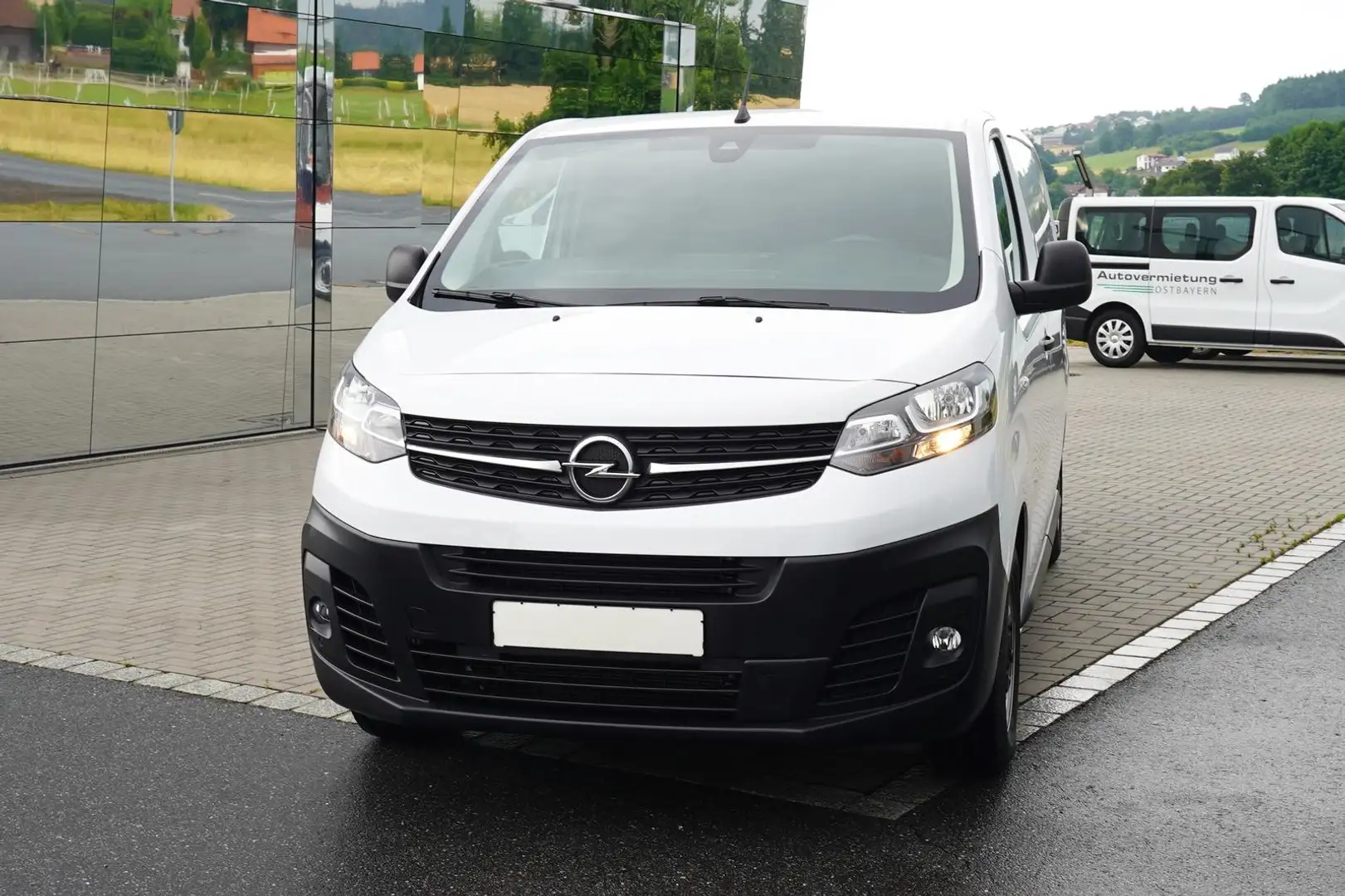 Opel VIVARO C  Edition L 2.0 CDTi 144 PS NAVI Weiß - 1