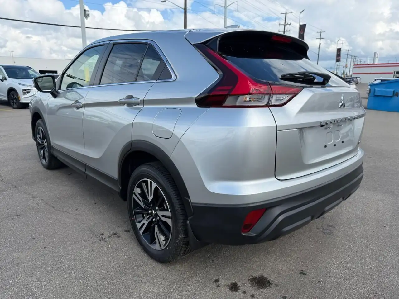 Mitsubishi Eclipse Cross снимка Mitsubishi Eclipse Cross