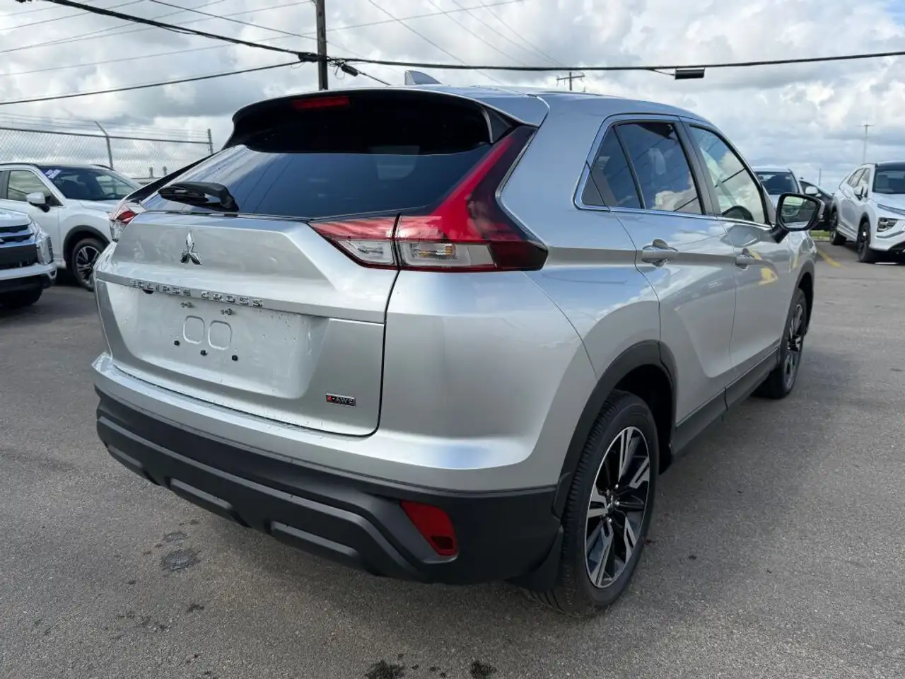 Mitsubishi Eclipse Cross снимка Mitsubishi Eclipse Cross