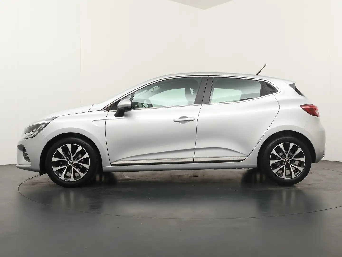 Renault Clio TCe 100 Intens | Parkeercamera | Navigatie | Grijs - 2