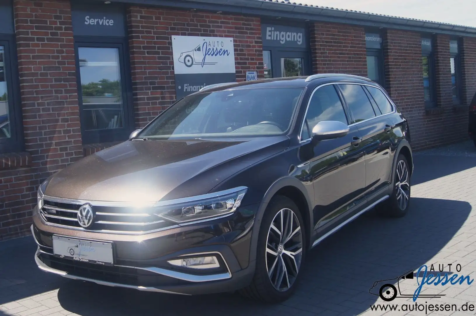 Volkswagen Passat Variant 2.0 TDI DSG Alltrack 4Motion Ahk. Braun - 1
