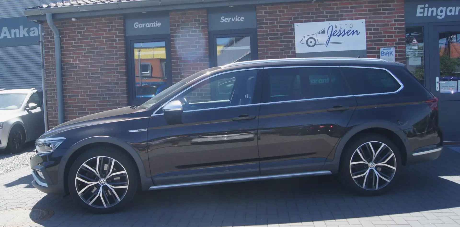Volkswagen Passat Variant 2.0 TDI DSG Alltrack 4Motion Ahk. Braun - 2