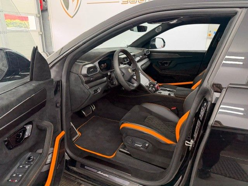 Lamborghini Urus SE Performante PANO LED 360° CARBON VIRTUAL — photo 14