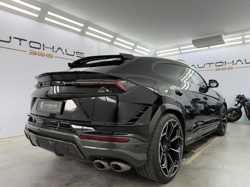 Lamborghini Urus SE Performante PANO LED 360° CARBON VIRTUAL — photo 12